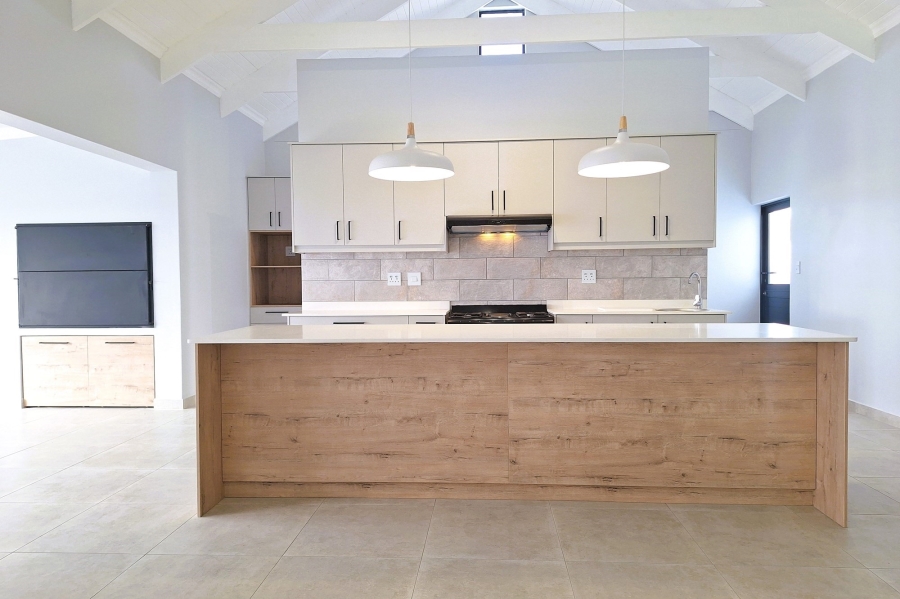 4 Bedroom Property for Sale in Da Gama Bay Western Cape